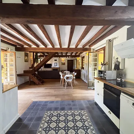 Maison Au Calme à La Campagne Casa de Férias Les Bottereaux