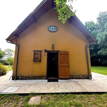 Holiday home Maison Au Calme A La Campagne Les Bottereaux